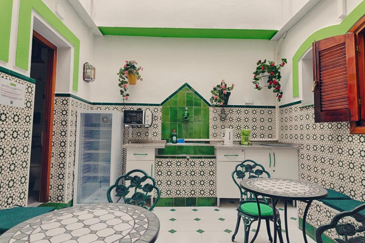 Charming Nerja Hostel المظهر الخارجي الصورة